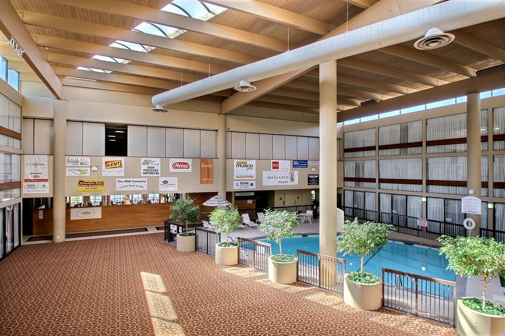 Hotel Muscatine Esterno foto